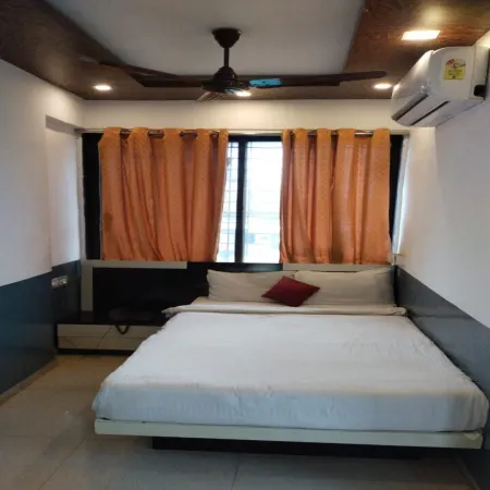 Renuka Executive Отели в г. Бгамболи