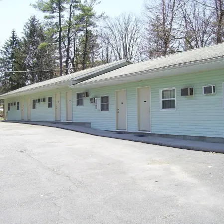 Cedar Grove Motel