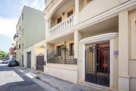 La Casa di Tonina Отели в г. Selargius