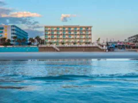 伯德沃克旅館&套房酒店 代託納海灘酒店