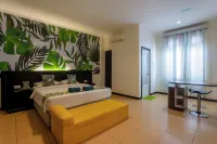 Tropical Point Hotel Syariah Hotels in Mandonga