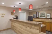 Country Inn & Suites by Radisson, Lewisville, TX - parking