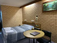 Lakeview Motel - balcony