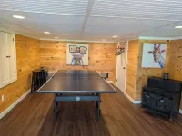 Cozy Log Home Retreat in the Catskills – Perfect for Families & Friends