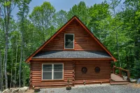 Cozy Cabin with Fire Pit and Electric Fireplace - Delightful Mountain Retreat