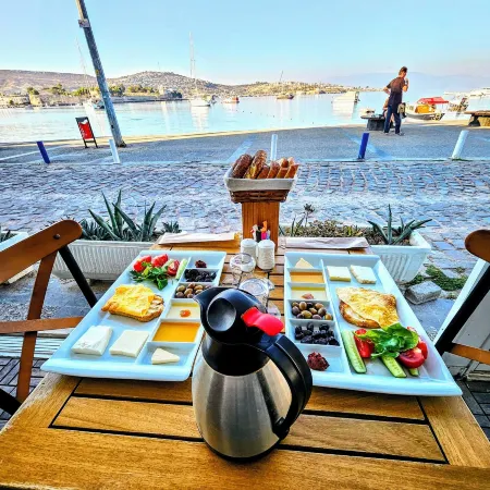 Midilli Konak Foca