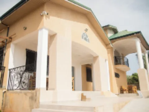 Pito Guest House Hotels in Elmina