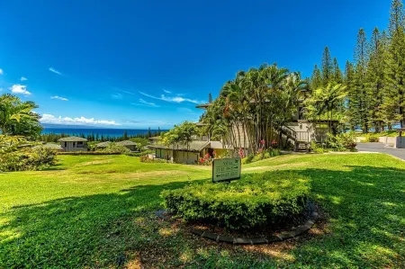 Kapalua Golf Villas 15P5-6 Condo Отели рядом с достопримечательностью «Капалуа Теннис Гарден»