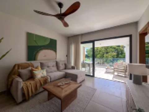 Spectacular Golf Front 3BR Apartment!