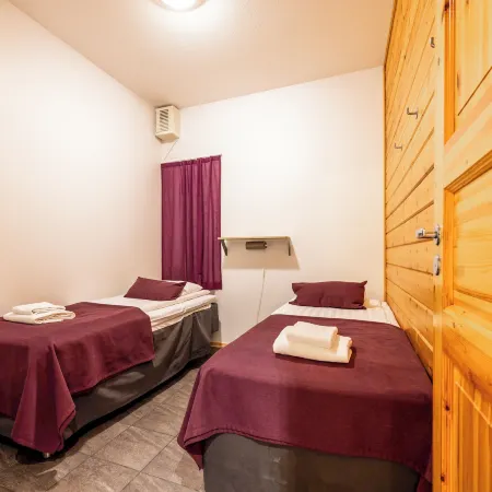 Spacious 3BR Apt. with Sauna