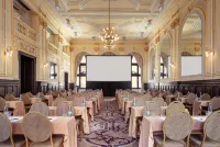 Hotel Kings Court