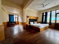 Namgials by Sky Group Hotels in Manali