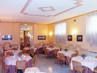 Hotel Nuovo Rebecchino - breakfast