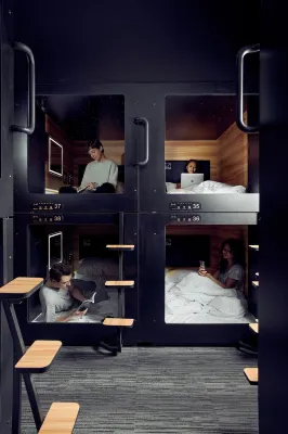Capsule Hotel Hotels in Quartier des Spectacles