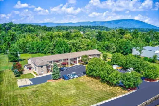 Affordable Corporate Suites of Salem Hotels in 