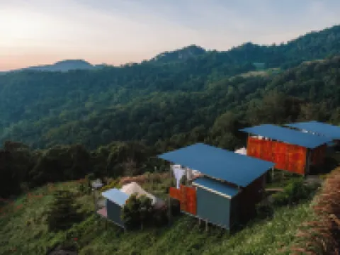 แฮปปี้แคมป์ ภูชี้ฟ้า โรงแรมในอำเภอ เทิง