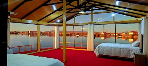 Titicaca Los Uros Vanalux Hotels in Chucuito