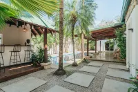 Dream Surf House Avellana Hotels in Pinilla