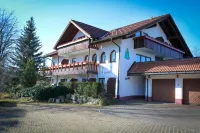 House of Happiness by apartmentglück Hotel dekat Modellbahnzentrum