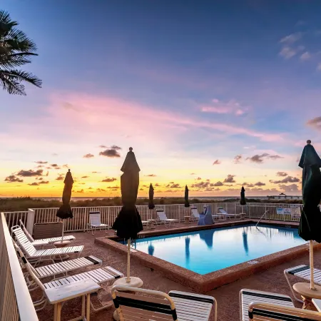 Emerald Seas Deerfield Beach Club