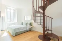 屋頂巢穴在科摩市中心