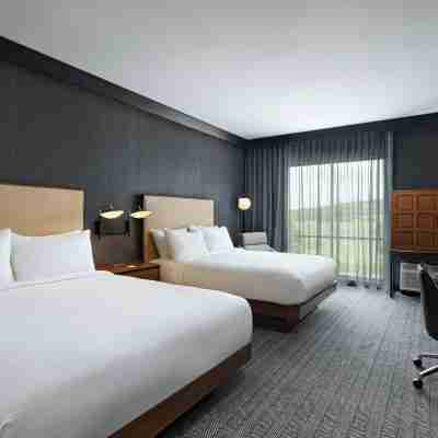 Courtyard by Marriott Austin Dripping Springs Rooms