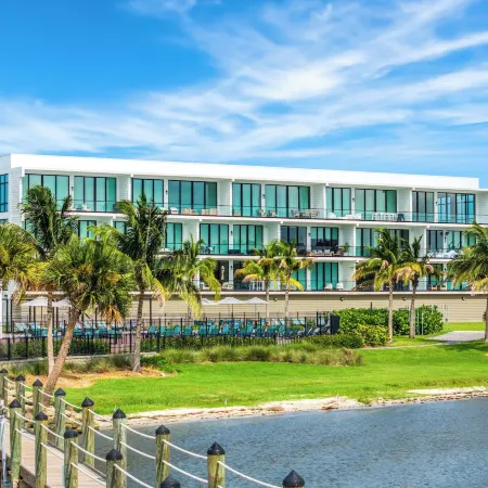 Harbor Island Beach Club by Villatel