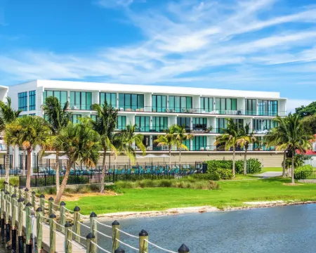 海港島海灘俱樂部由Villatel 墨爾本海灘酒店