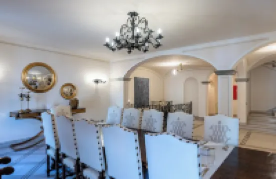 波爾塔皮克塔宮