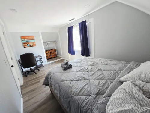 3-Bedroom House Close to Pacific University