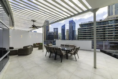 Maison Privee - Stunning 3-Floor Villa with Kids Room & Rooftop Terrace over Dubai Marina