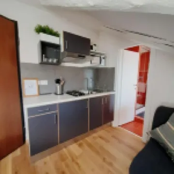 Casa Breton Hotels near Castello del Valentino