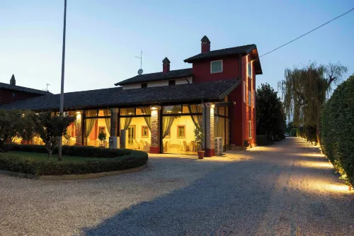 La Corte San Lorenzo Hotels in Casalpusterlengo