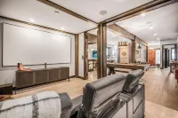 Opulence At Big White