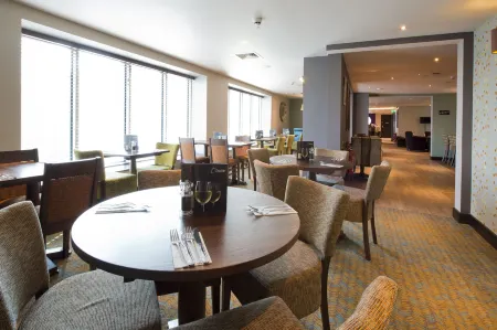 Premier Inn London Archway Hotel Отели рядом с достопримечательностью «Хайгейтское кладбище»