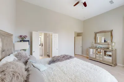 4-bedroom 2.5 bathroom house in welcoming Little Elm. Close to Lake Lewisville