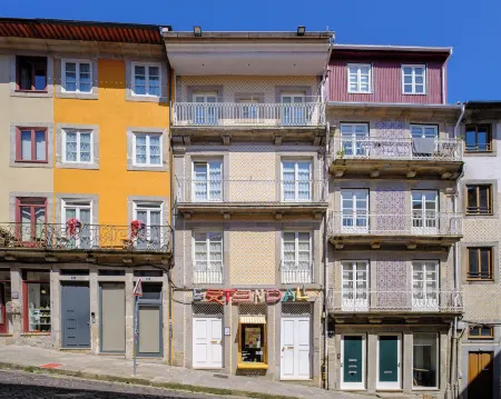 Extendall Отели рядом с достопримечательностью «Jardim do Infante Dom Henrique»