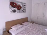 Last minute offer -WLAN freeTOP terrace apartment on the beach heated pool