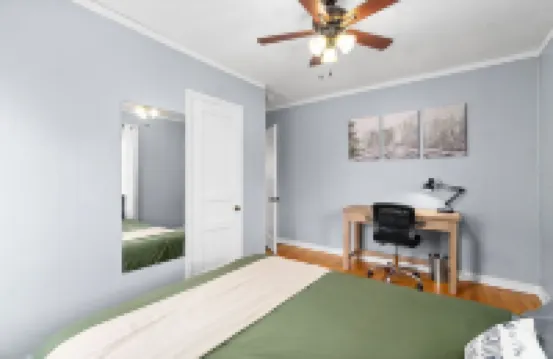 2 Bedroom with Office Space Close to Downtown