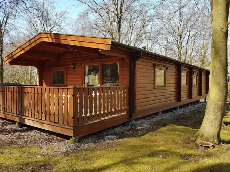 Poppy Lodge, Kenwick Park Woods, near Louth, Lincolnshire