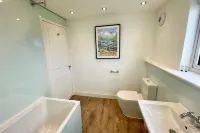 Shepherd Moon - Sea View Cottage near NC500