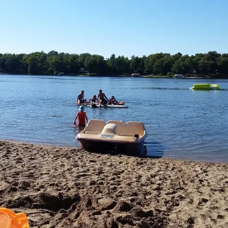 Lake Front Big Yard Fishing Dock Paddle Boat AC Campfire Swimming Grill Deck