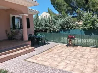 Aribela Luxury villa Monumento a Adelardo Covarsi附近的飯店