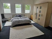 Ferienhaus, Lichtdurchflutetes Architektenhaus Hotels in Leer