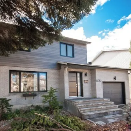 Lux. 4BR House with Pool near DT