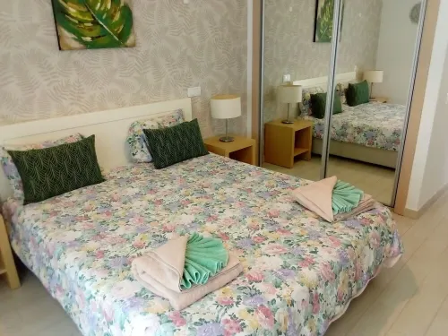 LUXURY 2 BEDROOM APARTMENT IN ALBUR VILLAGE 10 MINUTES WALK FROM THE BEACH