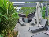 Beautiful architect-designed house with swimming pool, sauna, hammam...