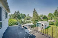 Fully Furnished & Tasteful Home - West Dearborn
