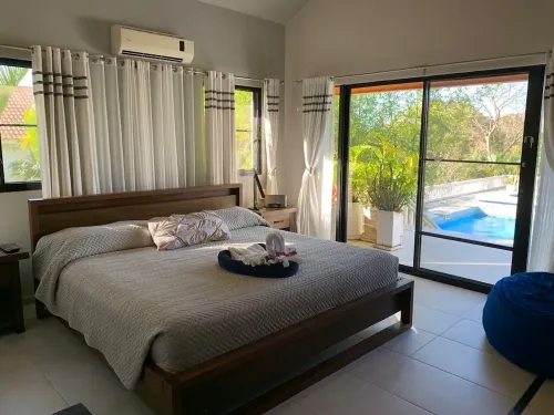 Modern luxury 4BR Sosua Villa, sea view, pool, jacuzzi, walk to beaches, town