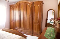 Domus Palombi - Large apartment 200 m from the station and 700 m from the sea